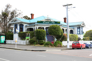 The grand old dame standing guard over the corner of Jervois Rd and Lawrence St. Photo / Chris Gorman
