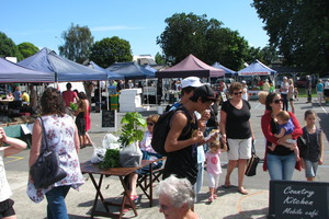 Tauranga's bustling Farmers Market is on each Saturday morning at Tauranga Primary School. Photo / Bay News