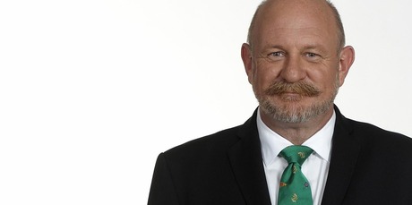 Close Up host Mark Sainsbury. Photo / supplied by TVNZ