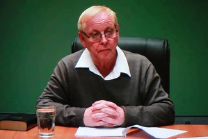 Gerald Morton Shirtcliff, aka William Anthony Fisher, gives evidence via video link from Australia about the construction process. Photo / Dean Kozanic