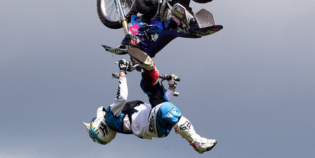 Head injuries were not enough to keep Luke Smith off his bike. Photo / Doug Sherring