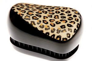 Tangle Teezer in Leopard compact design.