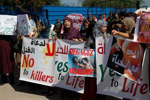 Moroccan women protest the scheduled arrival of a Dutch ship advocating safe and legal abortions in Smir, Morocco. Photo / AP