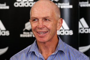 New Zealand sevens coach Gordon Tietjens has gone for a blend of youth and experience as they look to defend their Sevens World Series title. Photo / Getty Images.