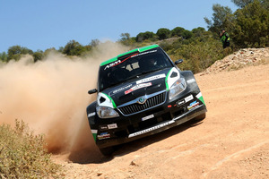 Hayden Paddon held a slender lead of just 2.2 seconds over Irishman Craig Breen in the Super 2000 World Rally Championship category after the first day of the Rally of France. Photo / Getty Images.