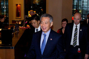 Mr Lee Hsien Loong, Prime Minister of the Republic of Singapore arriving for dinner with Asia New Zealand Foundation at Stamford Plaza hotel in Auckland. Photo / NZ Herald