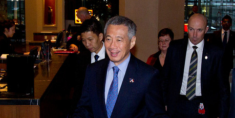 Mr Lee Hsien Loong, Prime Minister of the Republic of Singapore arriving for dinner with Asia New Zealand Foundation at Stamford Plaza hotel in Auckland last night. Photo / NZ Herald