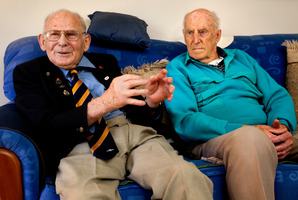 Roye Hammond (left) and Bill Bristow fought at El Alamein 70 years ago. Photo / Steven McNicholl