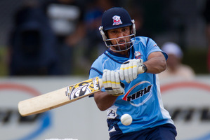 The Auckland Aces batsman Azhar Mahmood in action. Photo / Brett Phibbs