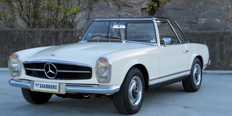 This 1966 Mercedes 230SL roadster fetched A$81,000.