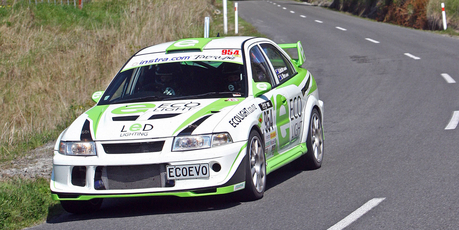 Glenn Inkster and Spencer Winn pushing hard in their Mitsubishi Evo. Photo / GroundSky
