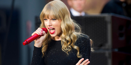 Taylor Swift has dished details about her love life to Cosmopolitan magazine. Photo / AP