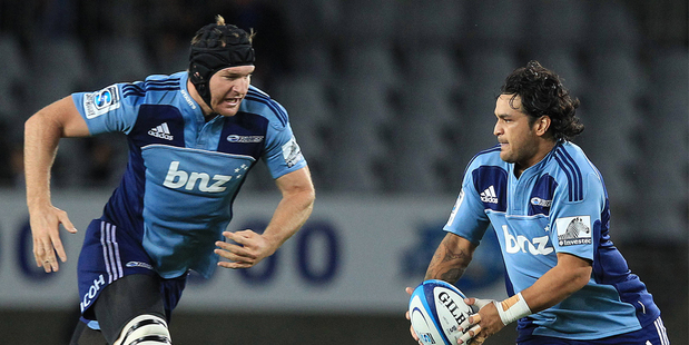 Two of Steve Hansen's pet projects Ali Williams and Piri Weepu are tomorrow morning likely to be named in his All Blacks squad to tour Europe. Photo / Getty Images.