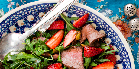 Strawberry salad with venison, rocket, pistachio and balsamic. Photo / Babiche Martens