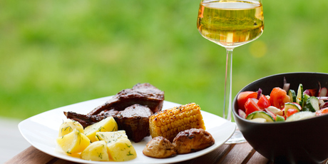 Some wineries are now offering low alcohol labels suited to long evenings around the barbecue. Photo / Thinkstock