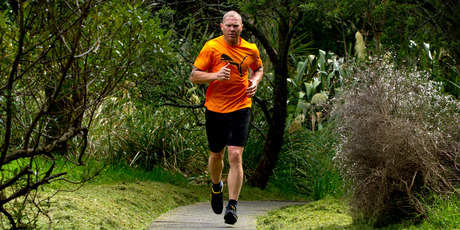 Shane Cameron includes a daily jog in the run-up preparation for his upcoming fight with Australian Danny Green. Photo / Brett Phibbs