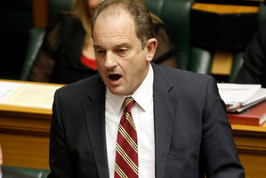 Labour officials advise party activists to not panic as political blogs called for David Shearer's stepping down as Labour leader. Photo / Mark Mitchell