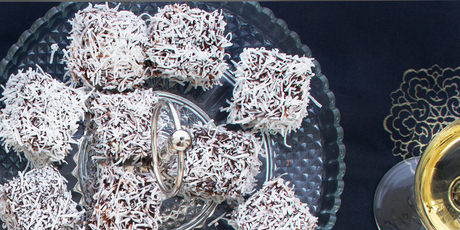 Little chocolate lamingtons. Photo / Babiche Martens