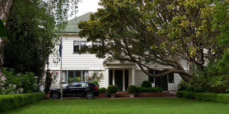 The Lower Hutt house listed by the Companies Office as the address for David Ross. Photo / Mark Mitchell