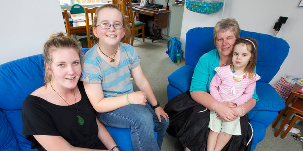 The family includes (from left) Hayly Schutt, Tabitha Williams, Angela Lawrence and Charlee Lawrence, 4. Photo / Steven McNicholl