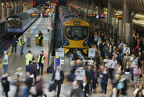 The survey found a majority of Aucklanders supported improved bus-rail transport. Photo / Steven McNicholl