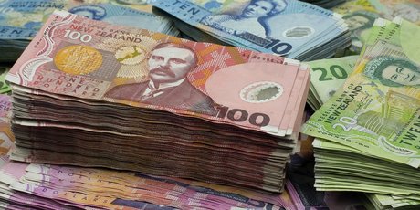 David Ross had 900 clients on his books and managed $450 million for investors. Photo / APN
