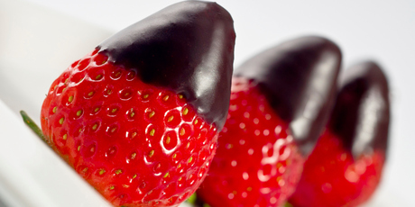 Chocolate dipped strawberries: the taste of summer. Photo / Thinkstock
