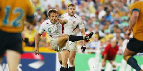 Jonny Wilkinson kicks the 2003 World Cup winning drop goal in the final against Australia. Photo / Getty Images