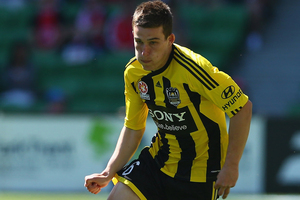 Reliable Phoenix defender Ben Sigmund is in doubt for Sunday's clash against Sydney FC in Wellington, while boom rookie Louis Fenton needs to overcome an ankle problem to play. Photo / Getty Images.