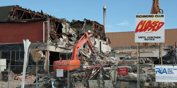 Demolition of the earthquake damaged Richmond Working Men's Club, Stanmore Road. Photo / Geoff Sloan