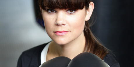 Amber Peebles won't fight after injuring her shoulder. Photo / Herald on Sunday