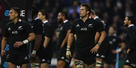 Richie McCaw of New Zealand reacts during the QBE International match between England and New Zealand at Twickenham Stadium. Photo / Getty Images.