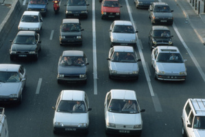 The Transport Agency says that it's a matter of traveller safety as too many signs increase the risk of distracting drivers. Photo / Thinkstock
