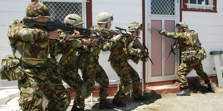 Plans to save money by boosting the role of the army reserve would end the "weekend warriors" label. Photo / APN