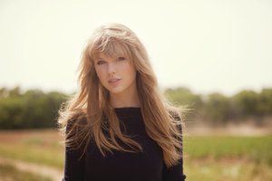 Taylor Swift is on a romantic holiday with Harry Styles. Photo/supplied Taylor Swift is on a romantic holiday with Harry Styles. Photo/supplied