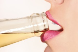 NZ women drink more, take more drugs and smoke more cigarettes. Photo / Thinkstock