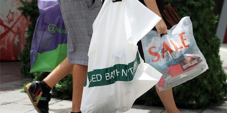 New Zealand consumer confidence eased in March as cautious consumers remained focused on debt. Photo / Herald on Sunday