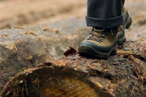 A Christchurch tramper has survived a 40m plunge from a cliff in a mountainous area of Canterbury. Photo / Thinkstock