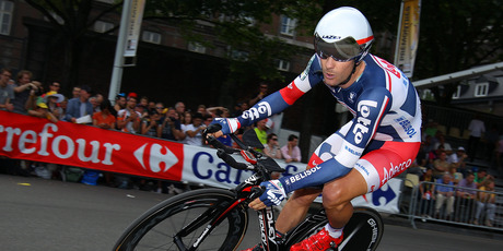 Greg Henderson wants to wear the black jersey when he competes in Europe, to raise New Zealand's profile. Photo / Getty Images