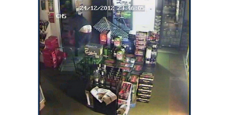 This robber's rear end may lead to his arrest.