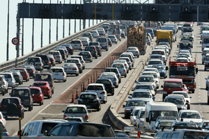 Traffic congestion in Auckland calls for more effective public transport system. Photo / Brett Phibbs