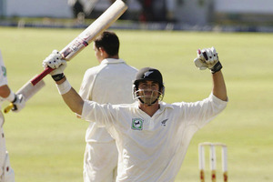 Stephen Fleming made 262 and James Franklin 122 the last time New Zealand played at Cape Town. Photo / Touchline/Getty Images