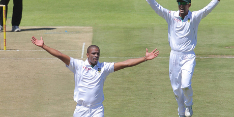 Vernon Philander ripped through the New Zealand top order. Photo / Getty Images