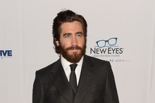 Actor Jake Gyllenhaal met his new girlfriend, Sports Illustrated model, Emily DiDonato at a spin class. Photo / Getty Images Actor Jake Gyllenhaal met his new girlfriend, Sports Illustrated model, Emily DiDonato at a spin class. Photo / Getty Images