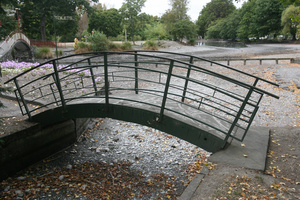 Remembrance Lake, Queen Elizabeth Park, Masterton, dries up in drought. Photo / APN