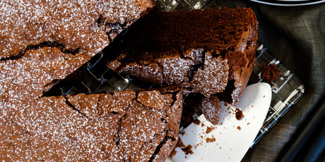 Scrummy Chocolate Mud Cake. Photo / Babiche Martens