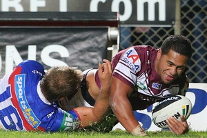Jorge Taufua of the Sea Eagles scores a try. Photo / Getty Images