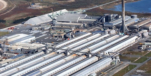 Tiwai Smelter may have slowed Invercargill's decline but there are few signs it has otherwise enriched it.