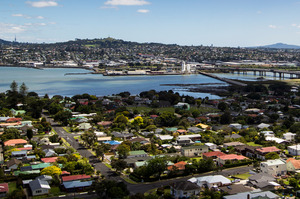 At an auction for a villa in Grey Lynn was a house in Rose Rd that sold for $2.4million. Photo / Richard Robinson
