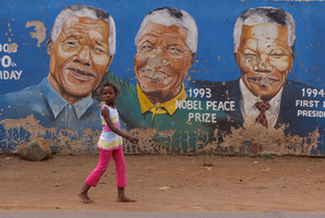 Many South Africans consider Nelson Mandela as the glue that holds the nation together and that his death will see the nation unravel. Photo / AP